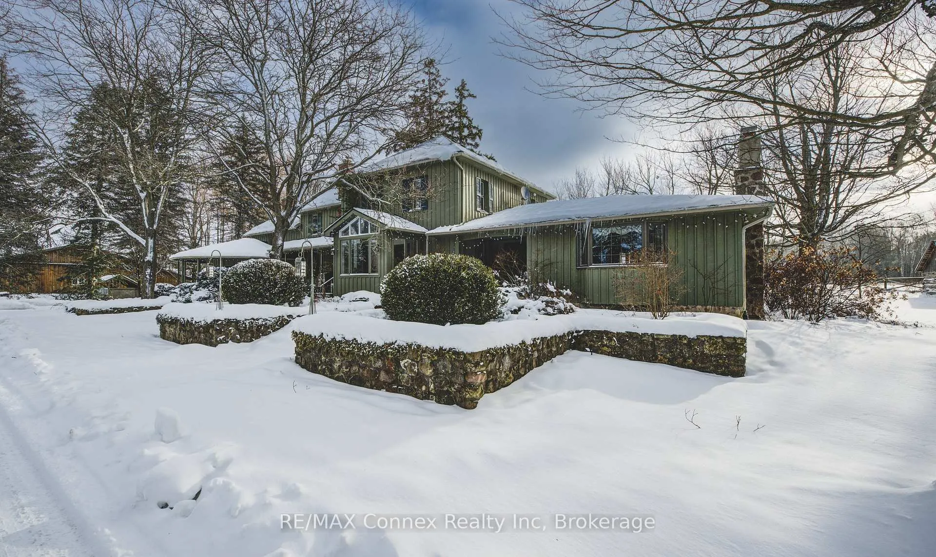 Photo 1 of 13233 Fifth Line, Milton, Rural Nassagaweya — HOMEH