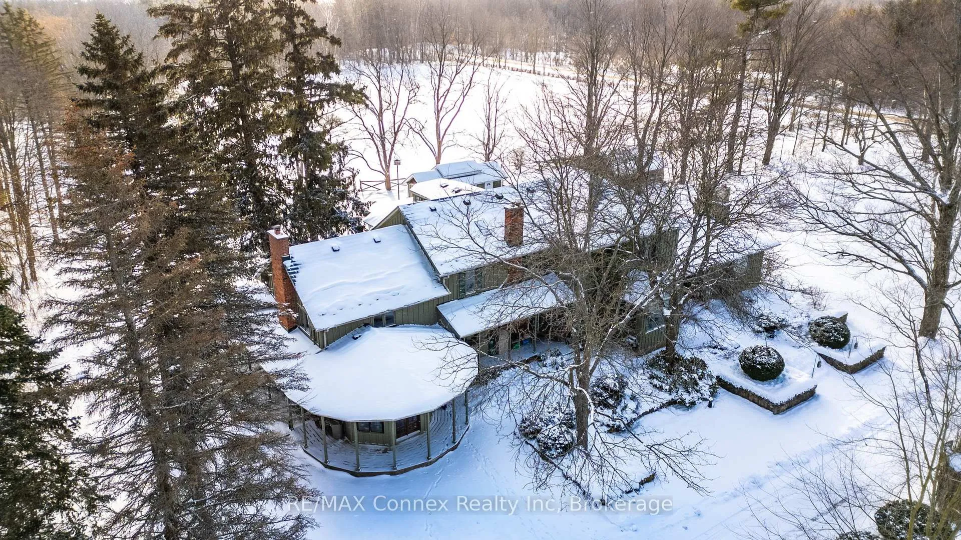 Photo 2 of 13233 Fifth Line, Milton, Rural Nassagaweya — HOMEH