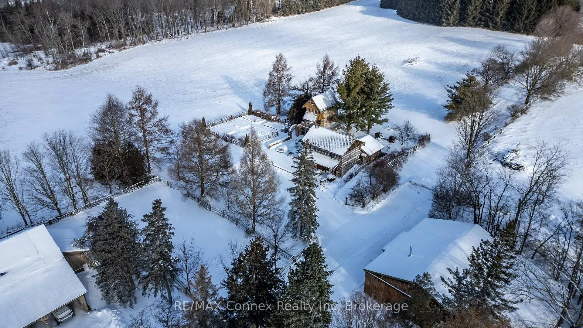 Photo 4 of 13233 Fifth Line, Milton, Rural Nassagaweya — HOMEH