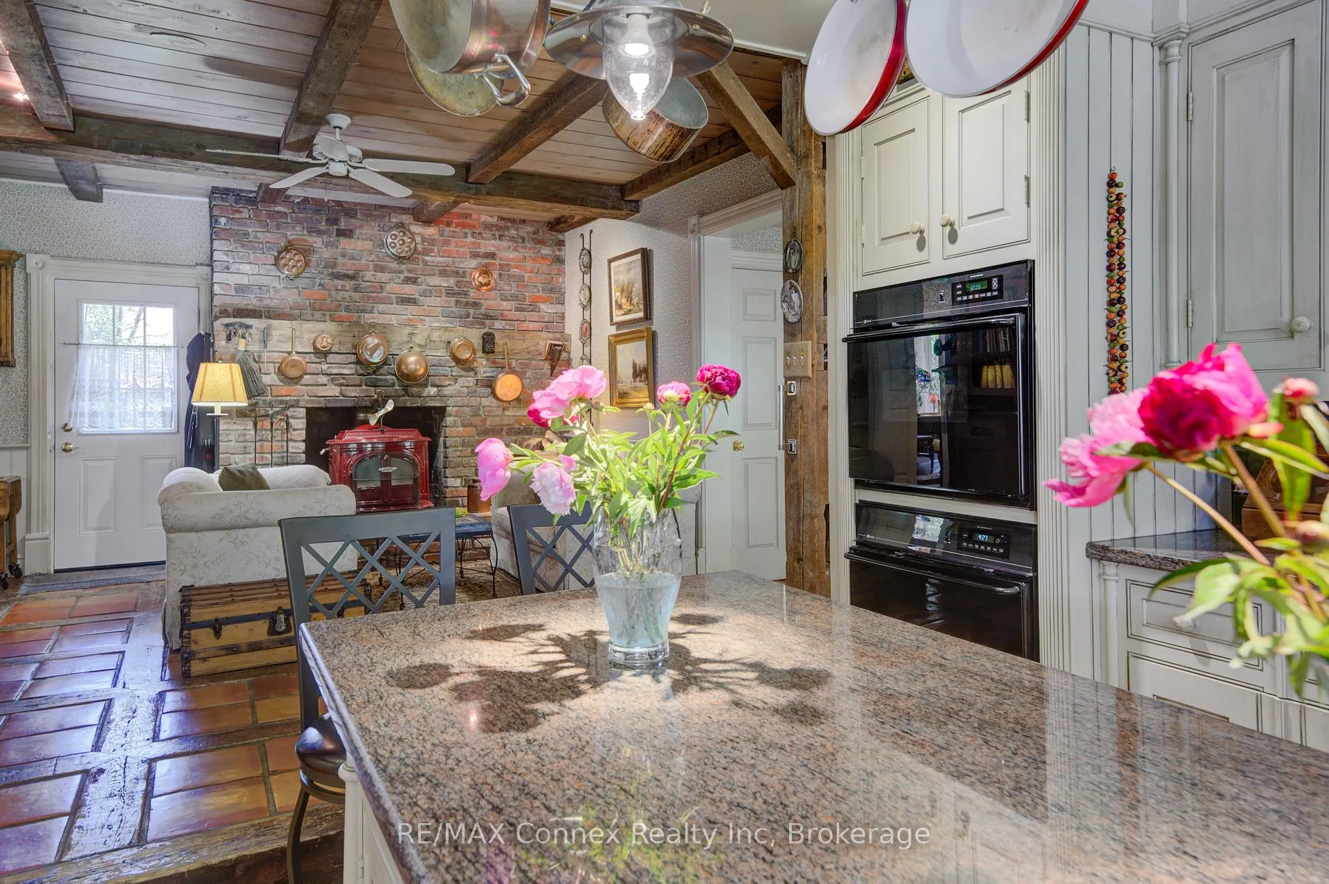 Photo 11 of 13233 Fifth Line, Milton, Rural Nassagaweya — HOMEH
