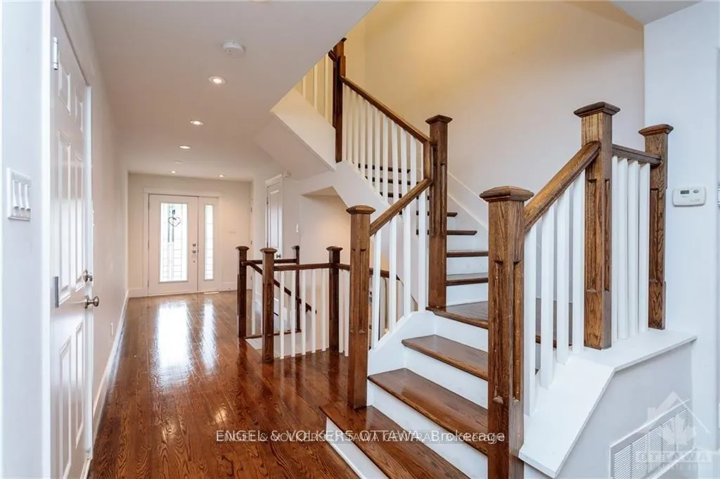 Photo 6 of 140 Montauk Pvt, Ottawa, Carleton Heights — HOMEH