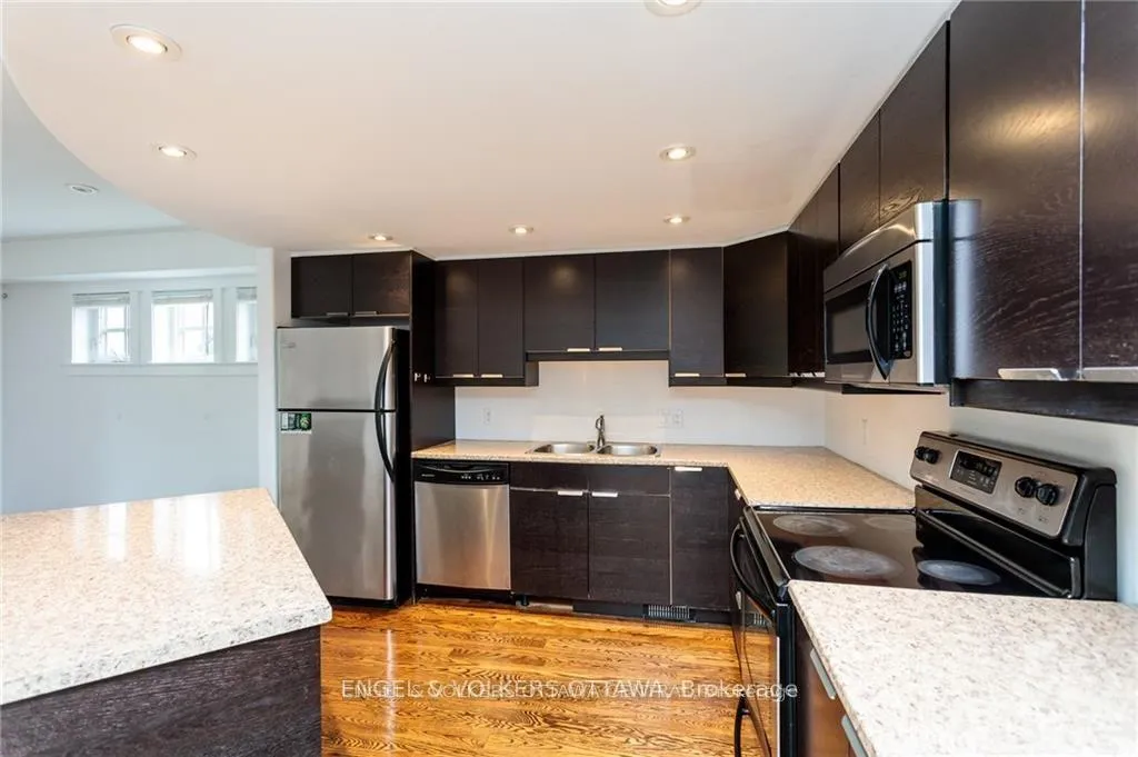 Photo 10 of 140 Montauk Pvt, Ottawa, Carleton Heights — HOMEH