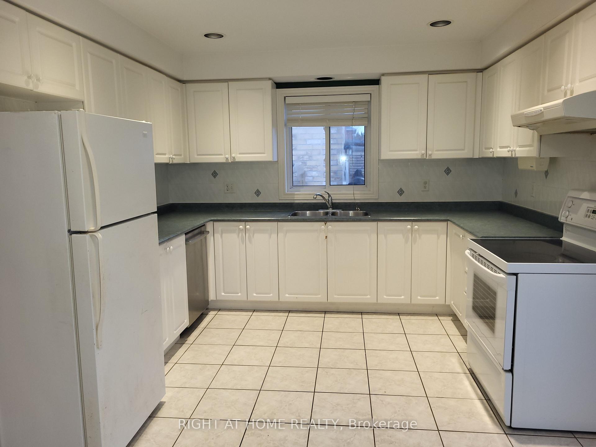 Photo 8 of 2236 Jack Crescent, Innisfil, Alcona — HOMEH