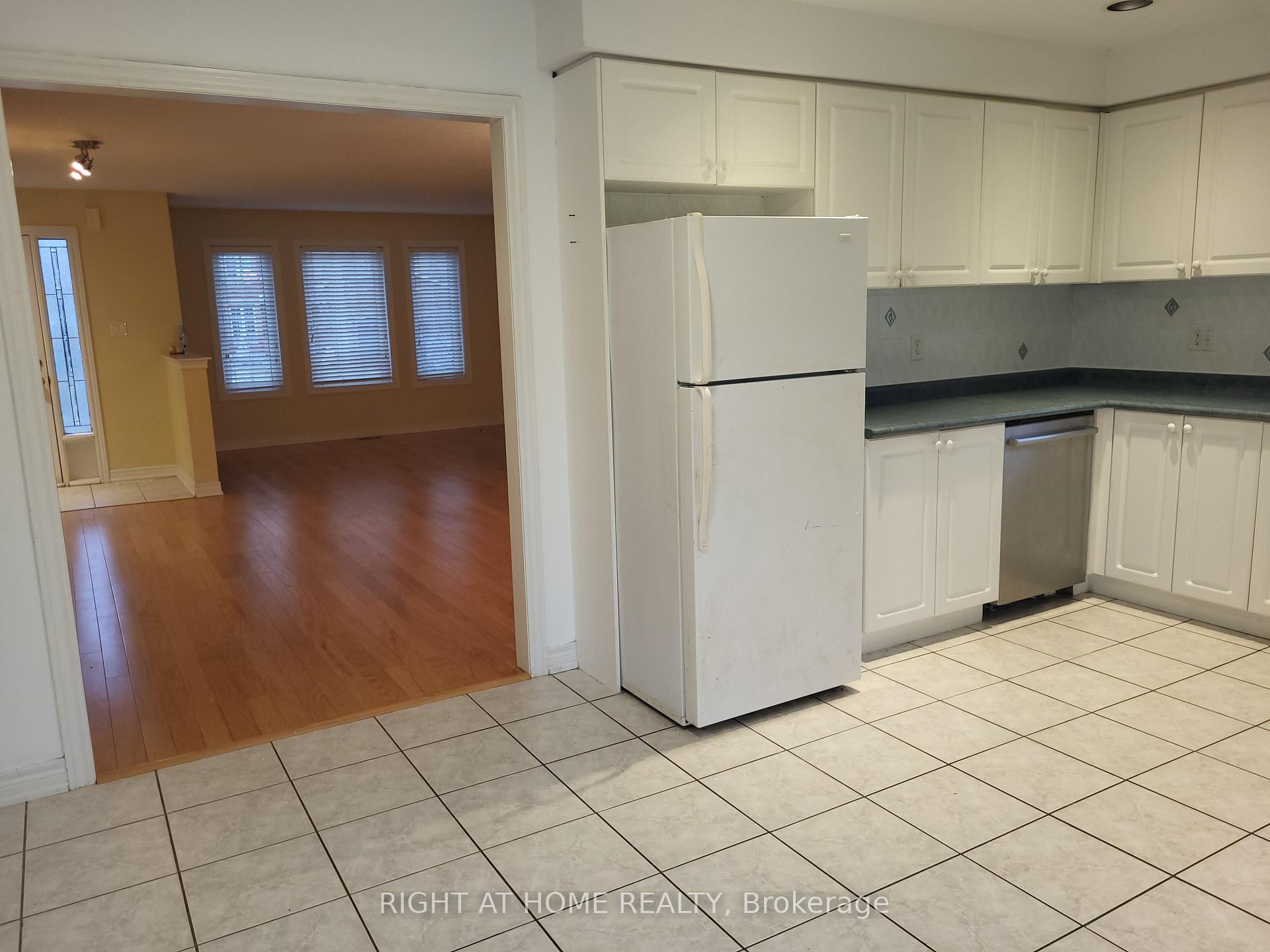 Photo 9 of 2236 Jack Crescent, Innisfil, Alcona — HOMEH