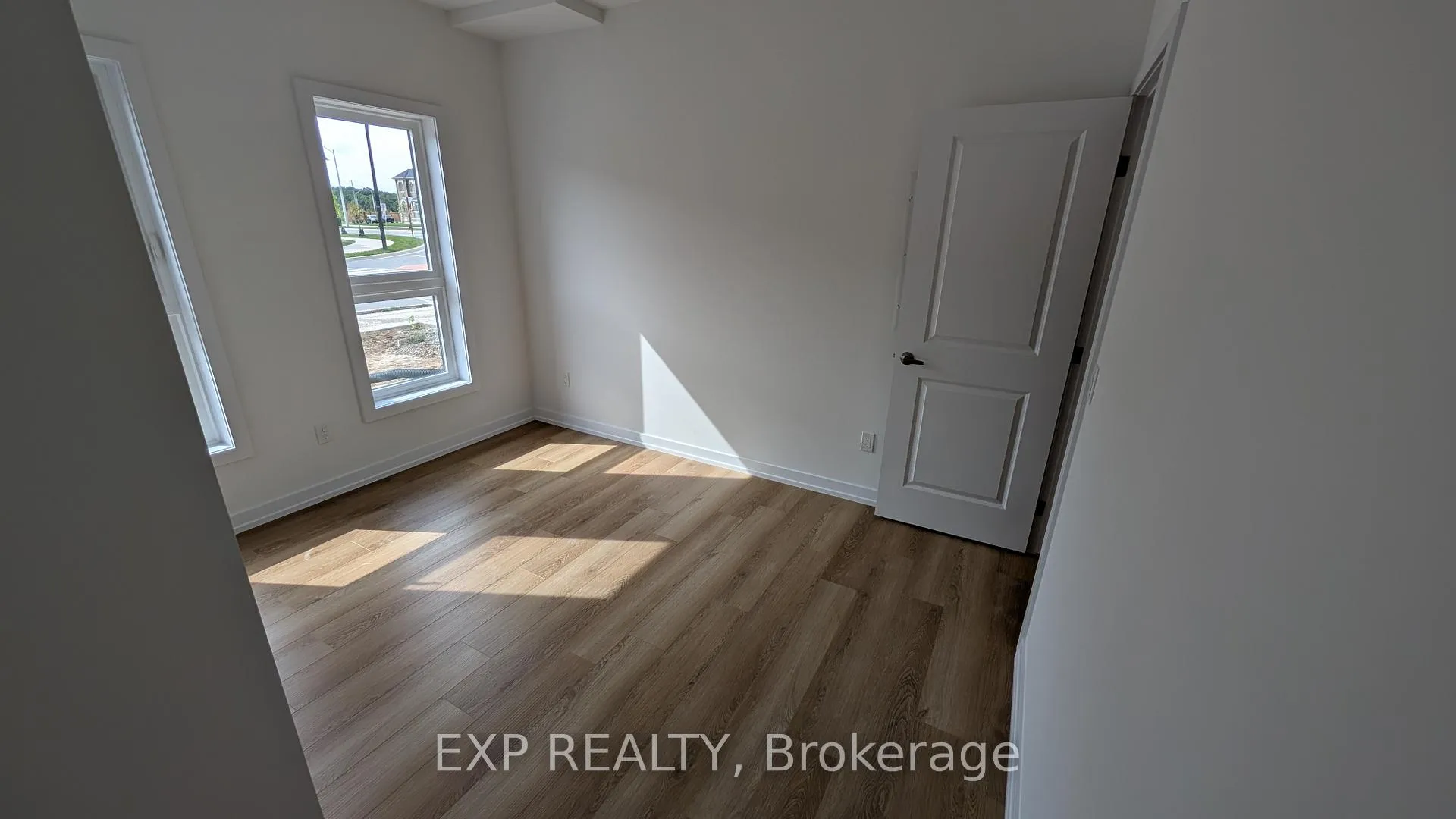 Photo 5 of Unit 53, 71 Great Falls Boulevard, Hamilton, Waterdown — HOMEH