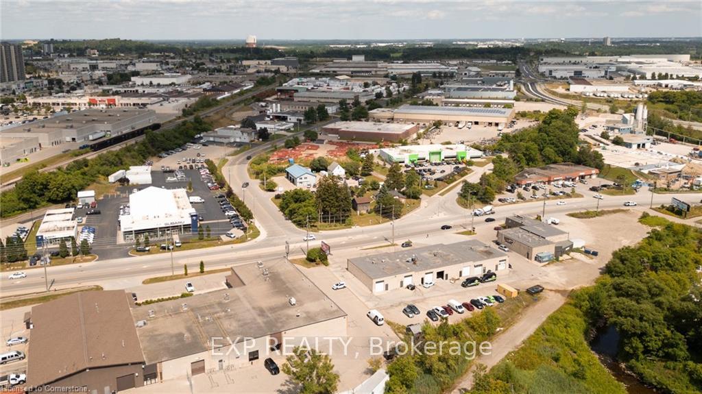 Photo 9 of 28 Manitou Drive, Kitchener — HOMEH