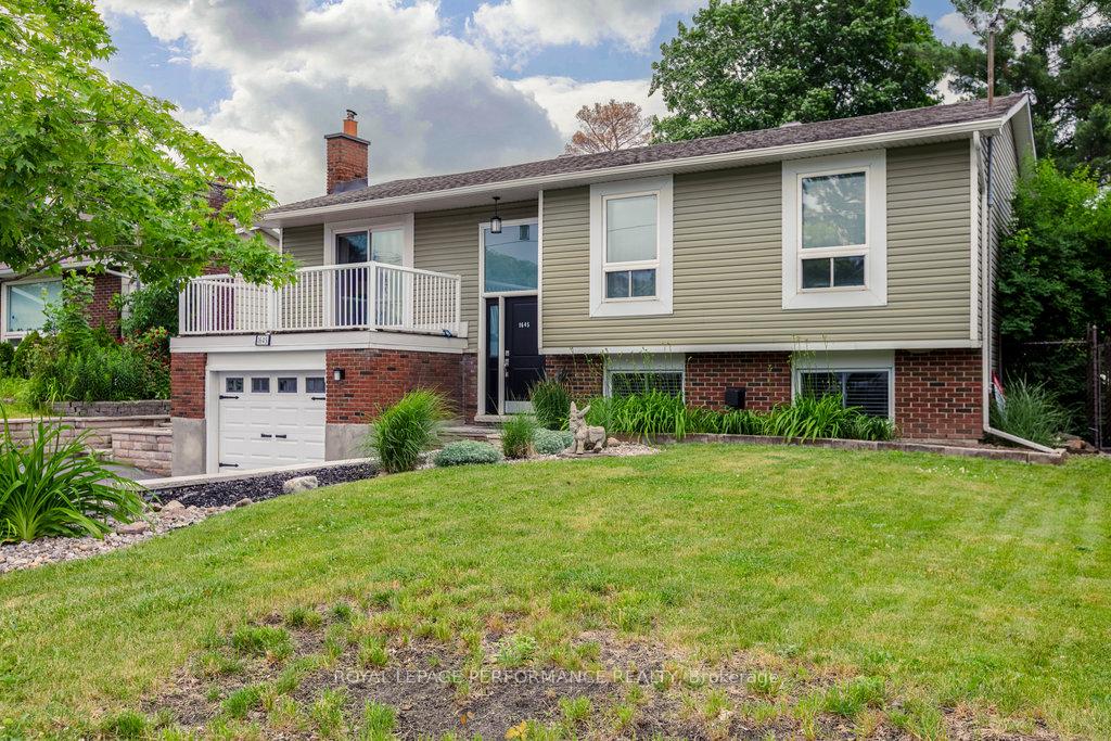 Photo 3 of 1645 Fisher Avenue, Ottawa, Carleton Heights — HOMEH