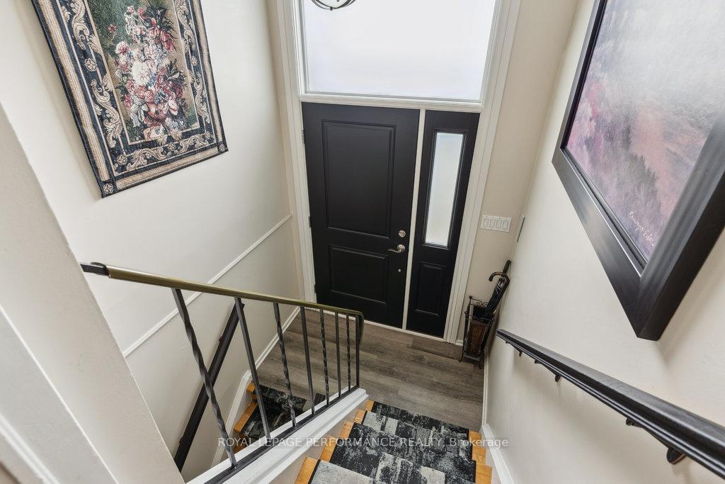 Photo 5 of 1645 Fisher Avenue, Ottawa, Carleton Heights — HOMEH