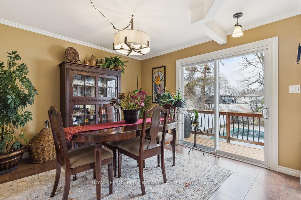 Photo 9 of 1645 Fisher Avenue, Ottawa, Carleton Heights — HOMEH