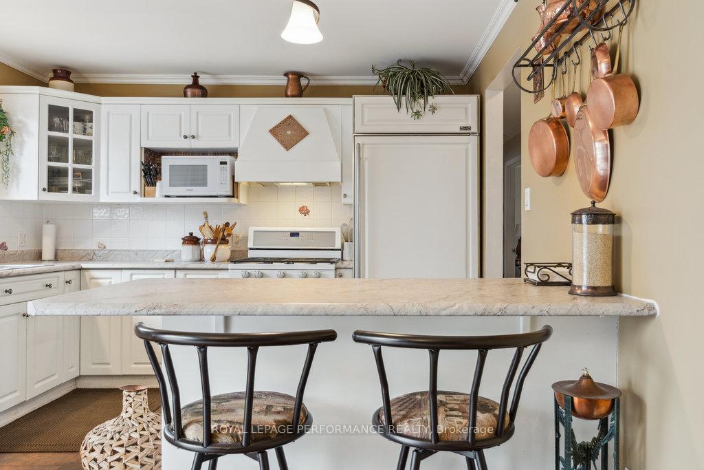 Photo 11 of 1645 Fisher Avenue, Ottawa, Carleton Heights — HOMEH