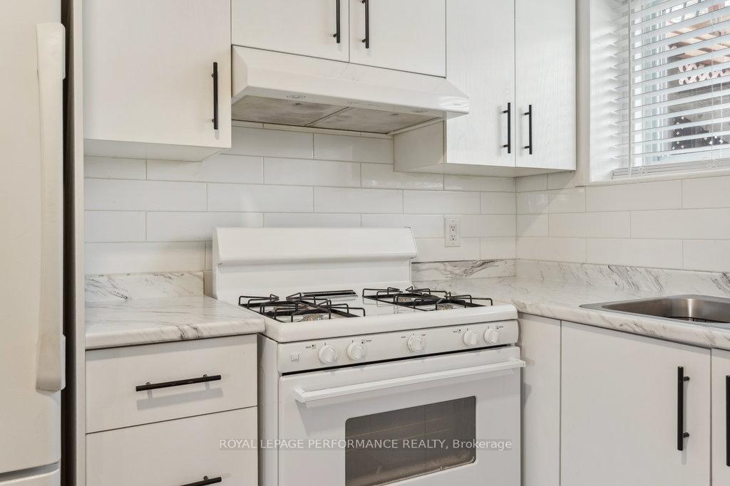 Photo 28 of 1645 Fisher Avenue, Ottawa, Carleton Heights — HOMEH
