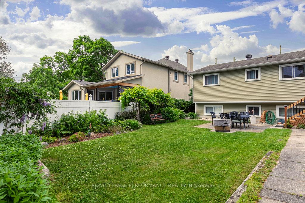 Photo 37 of 1645 Fisher Avenue, Ottawa, Carleton Heights — HOMEH
