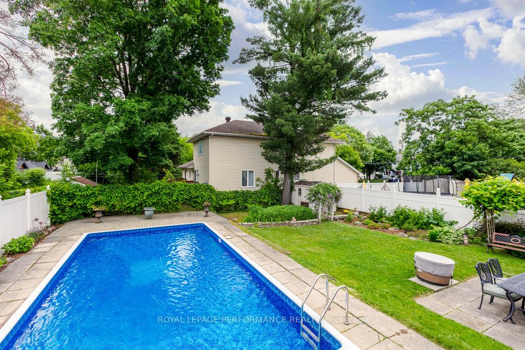 Photo 46 of 1645 Fisher Avenue, Ottawa, Carleton Heights — HOMEH