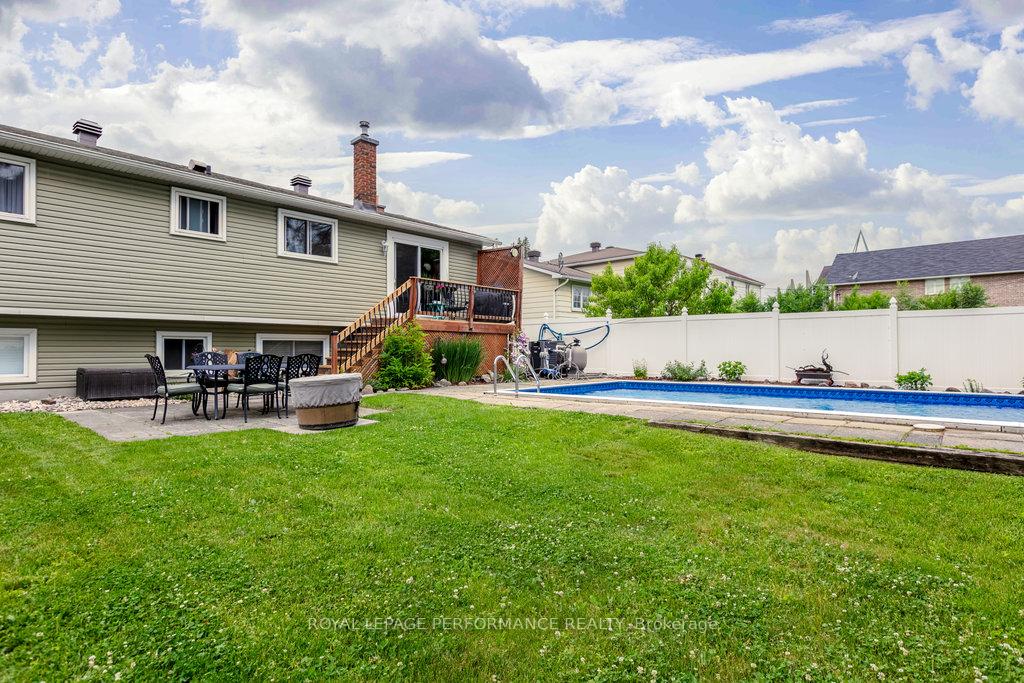 Photo 48 of 1645 Fisher Avenue, Ottawa, Carleton Heights — HOMEH