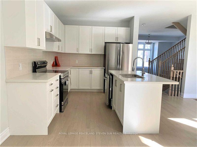 Photo 3 of 6 Pevensey Lane, Markham, Angus Glen — HOMEH