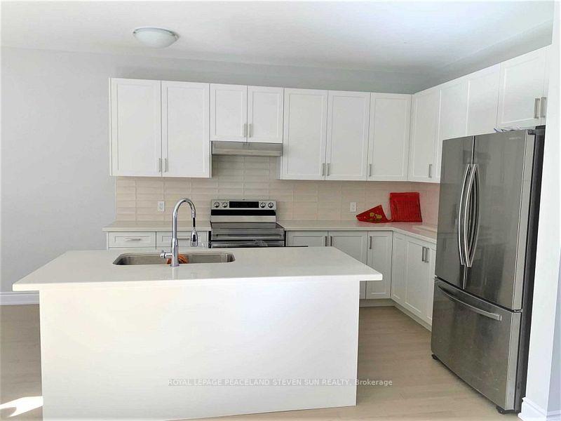 Photo 4 of 6 Pevensey Lane, Markham, Angus Glen — HOMEH
