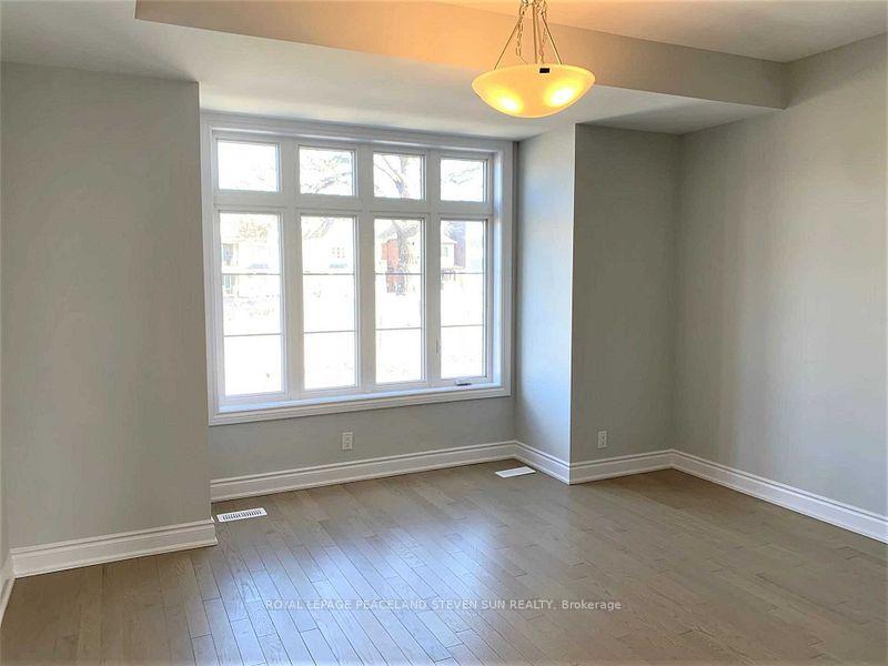 Photo 6 of 6 Pevensey Lane, Markham, Angus Glen — HOMEH