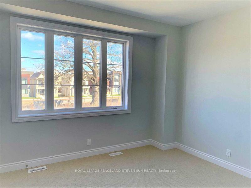 Photo 7 of 6 Pevensey Lane, Markham, Angus Glen — HOMEH