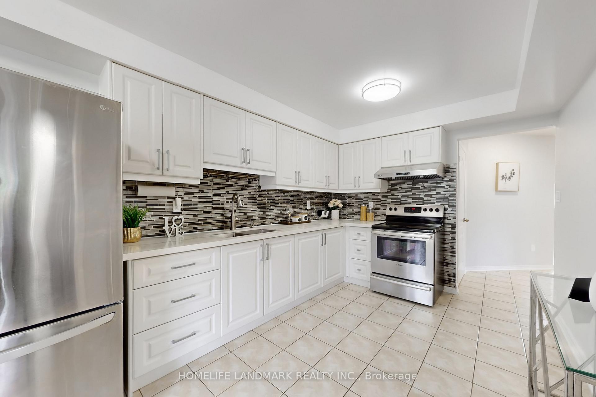 Photo 11 of 55 Raintree Drive, Markham, Village Green-South Unionville — HOMEH