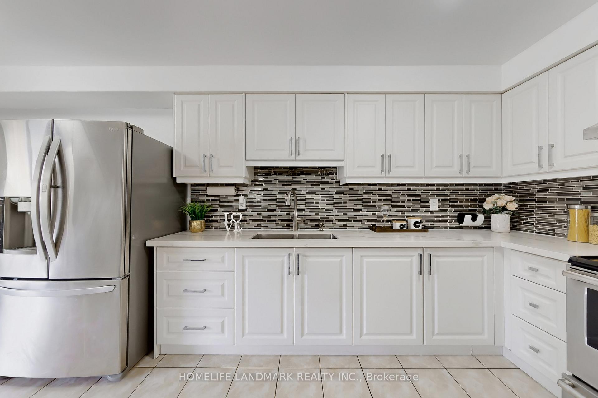 Photo 13 of 55 Raintree Drive, Markham, Village Green-South Unionville — HOMEH