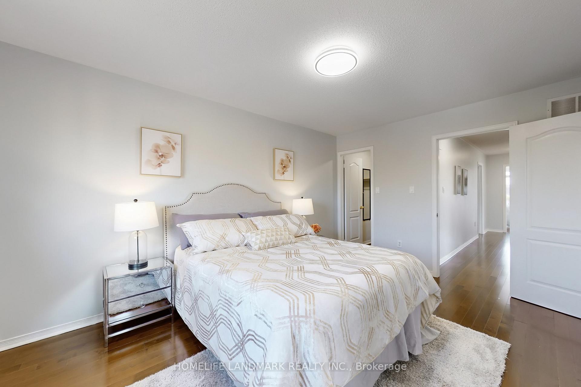 Photo 23 of 55 Raintree Drive, Markham, Village Green-South Unionville — HOMEH