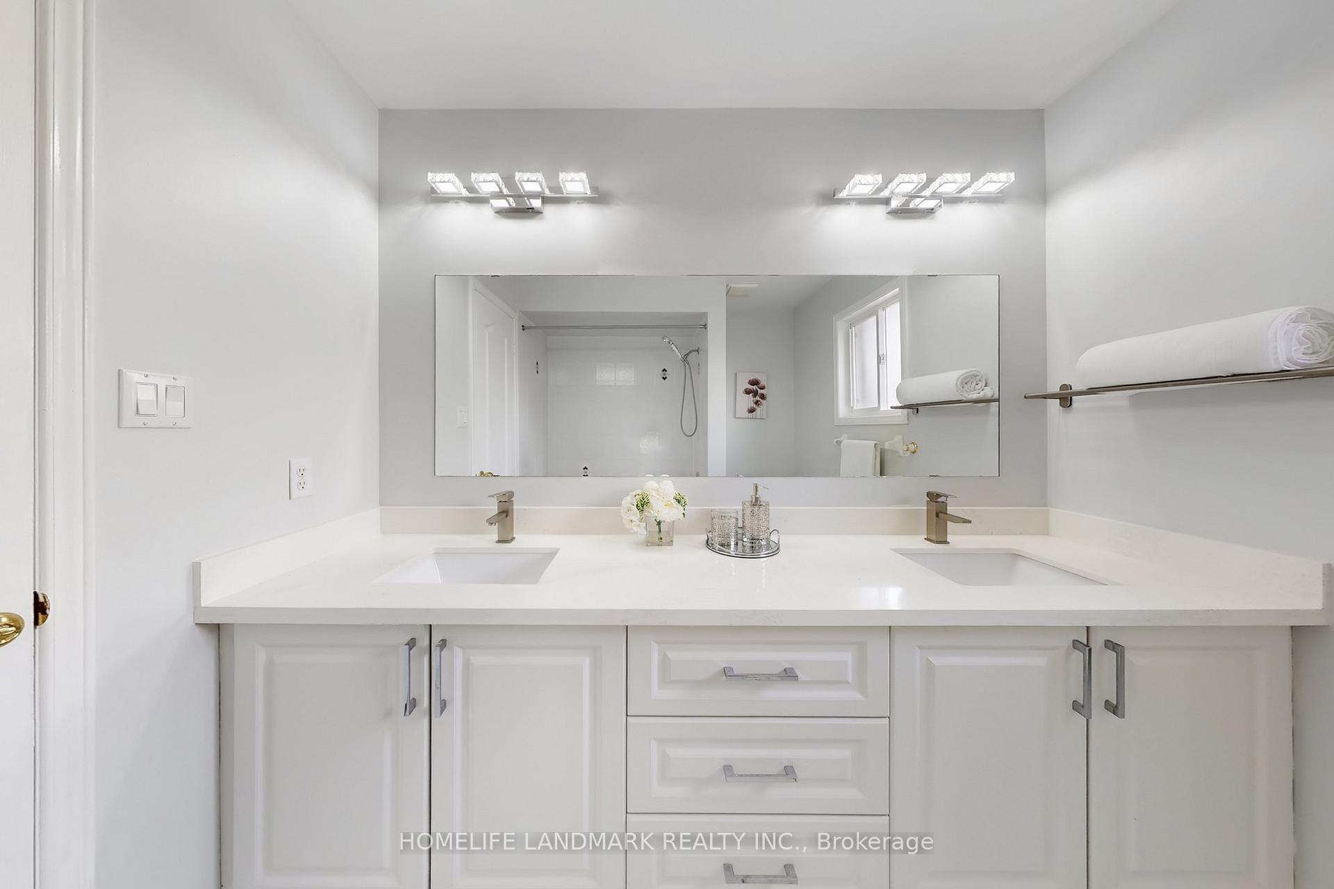 Photo 26 of 55 Raintree Drive, Markham, Village Green-South Unionville — HOMEH