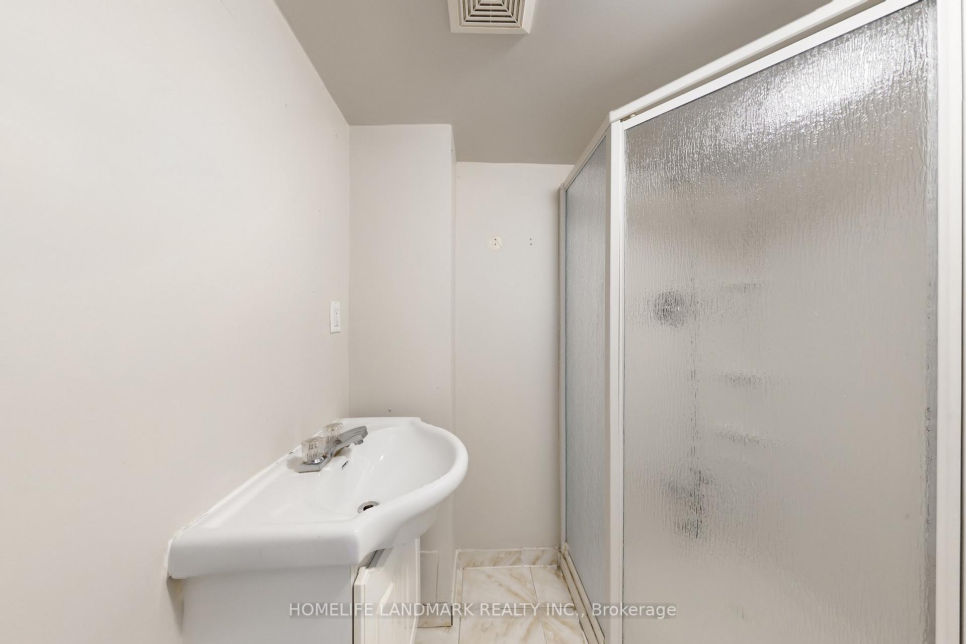 Photo 46 of 55 Raintree Drive, Markham, Village Green-South Unionville — HOMEH
