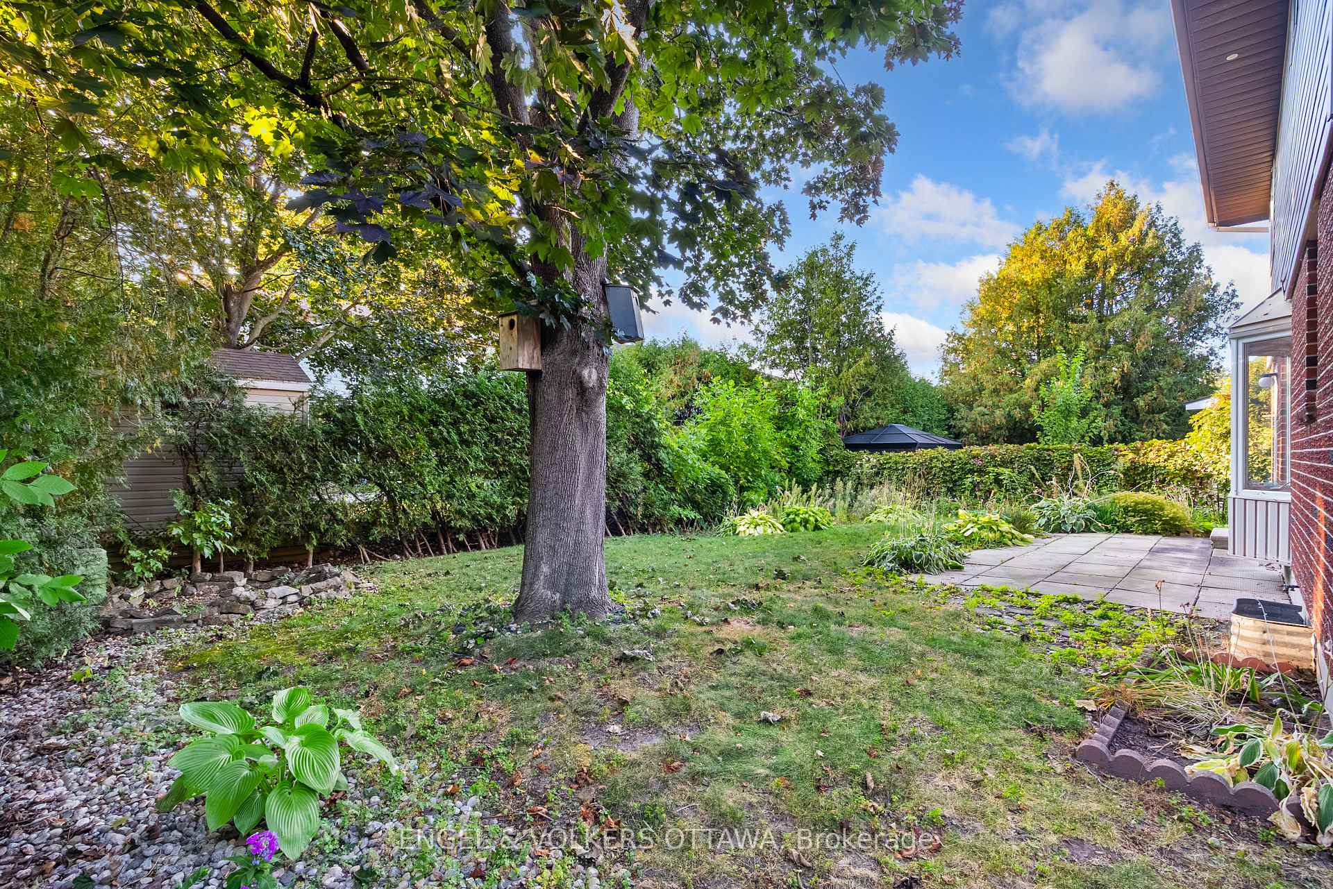 Photo 36 of 19 McClure Crescent, Ottawa, Kanata - Katimavik — HOMEH