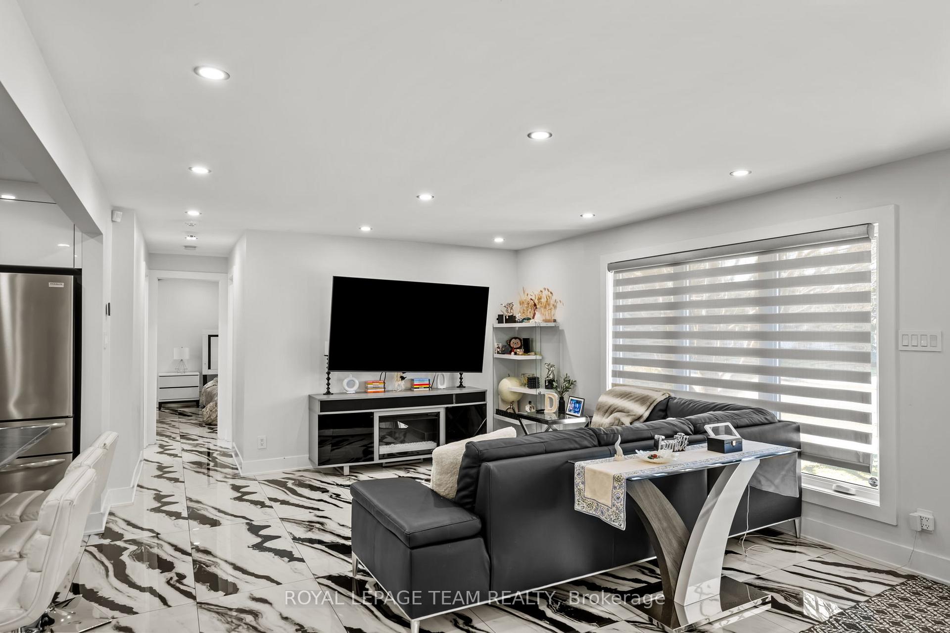 Photo 22 of 1373 Normandy Crescent, Ottawa, Carleton Heights — HOMEH