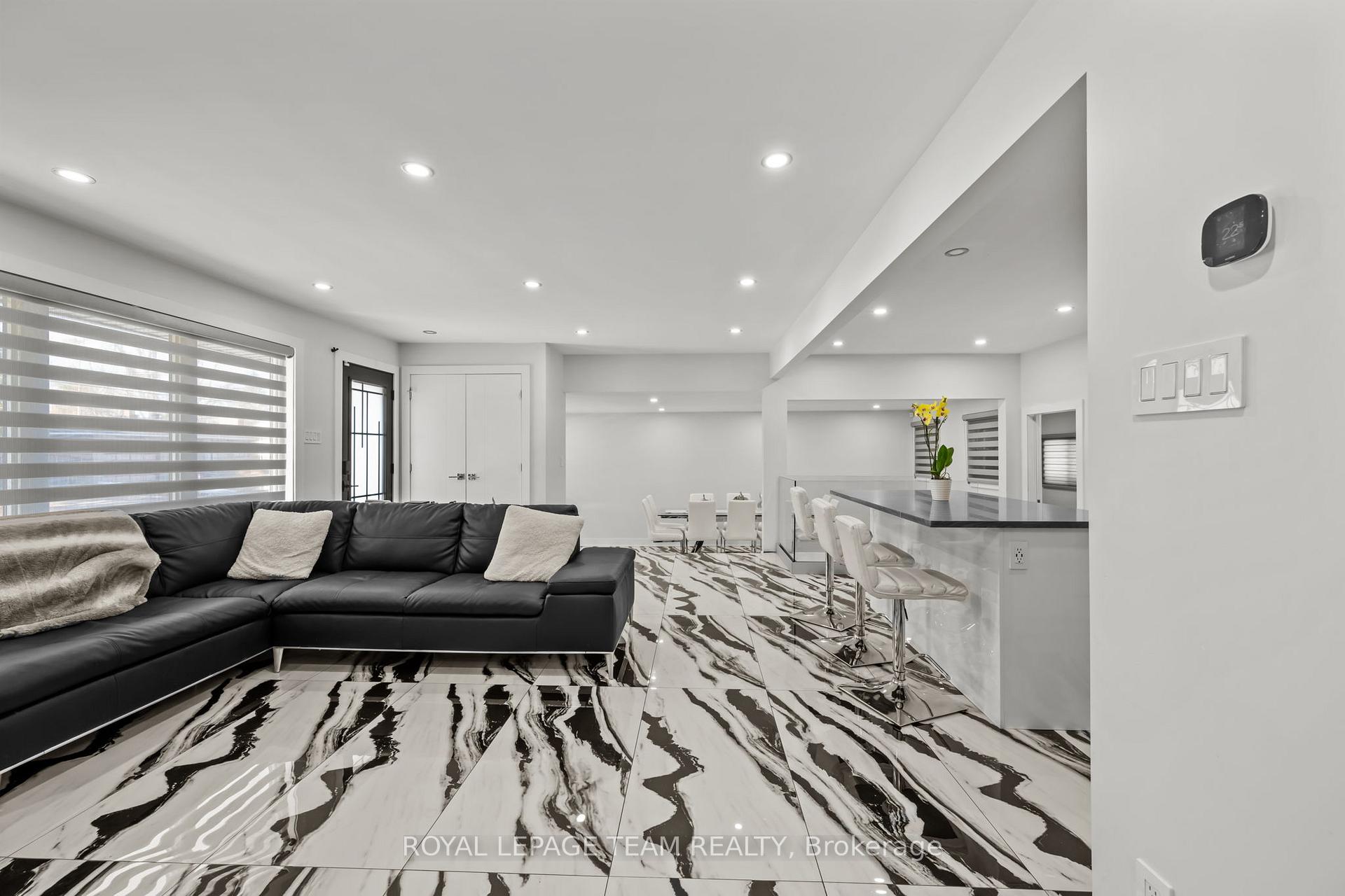 Photo 25 of 1373 Normandy Crescent, Ottawa, Carleton Heights — HOMEH