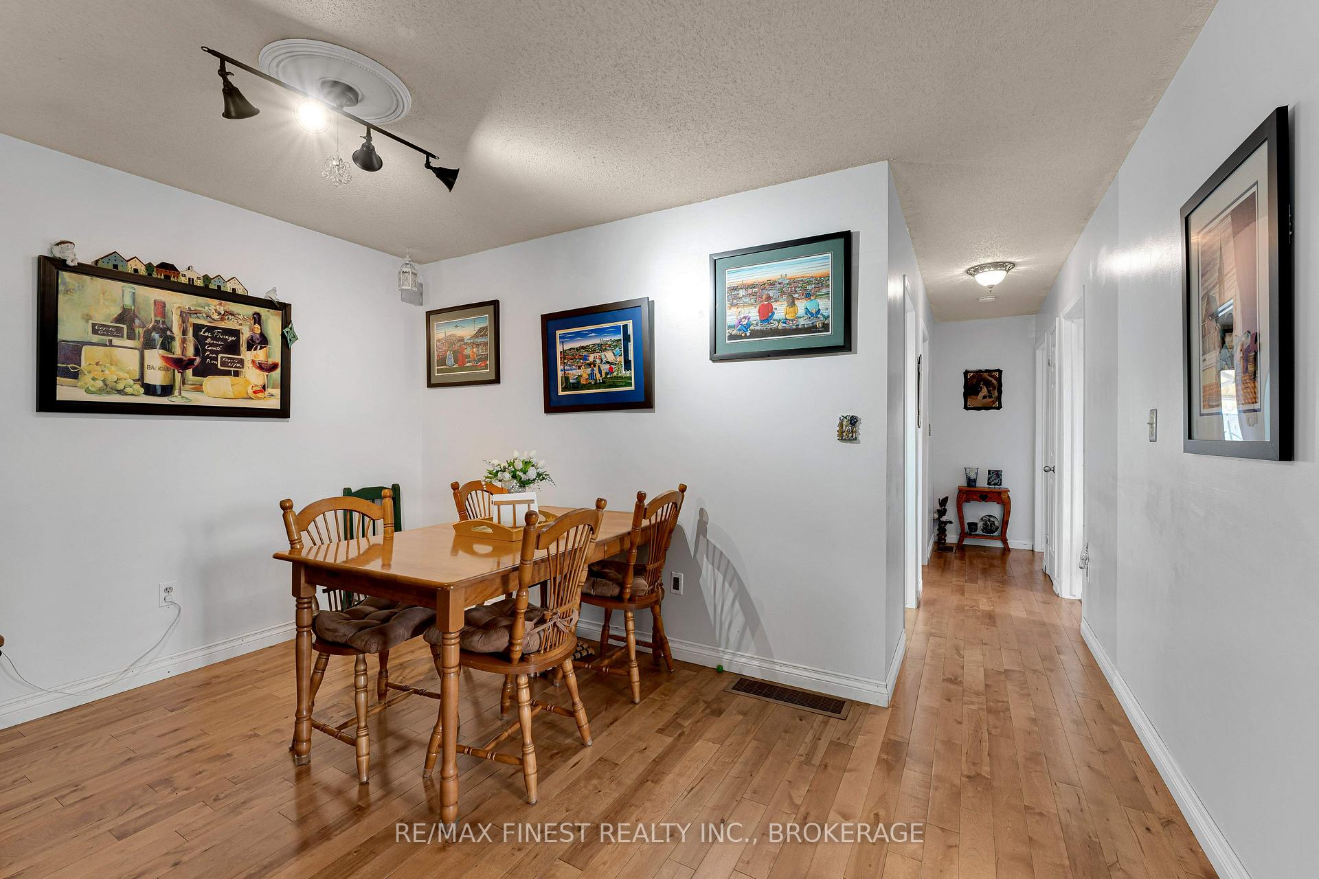 Photo 8 of 42 Barker Drive, Kingston, Kingston East (Incl Barret Crt) — HOMEH