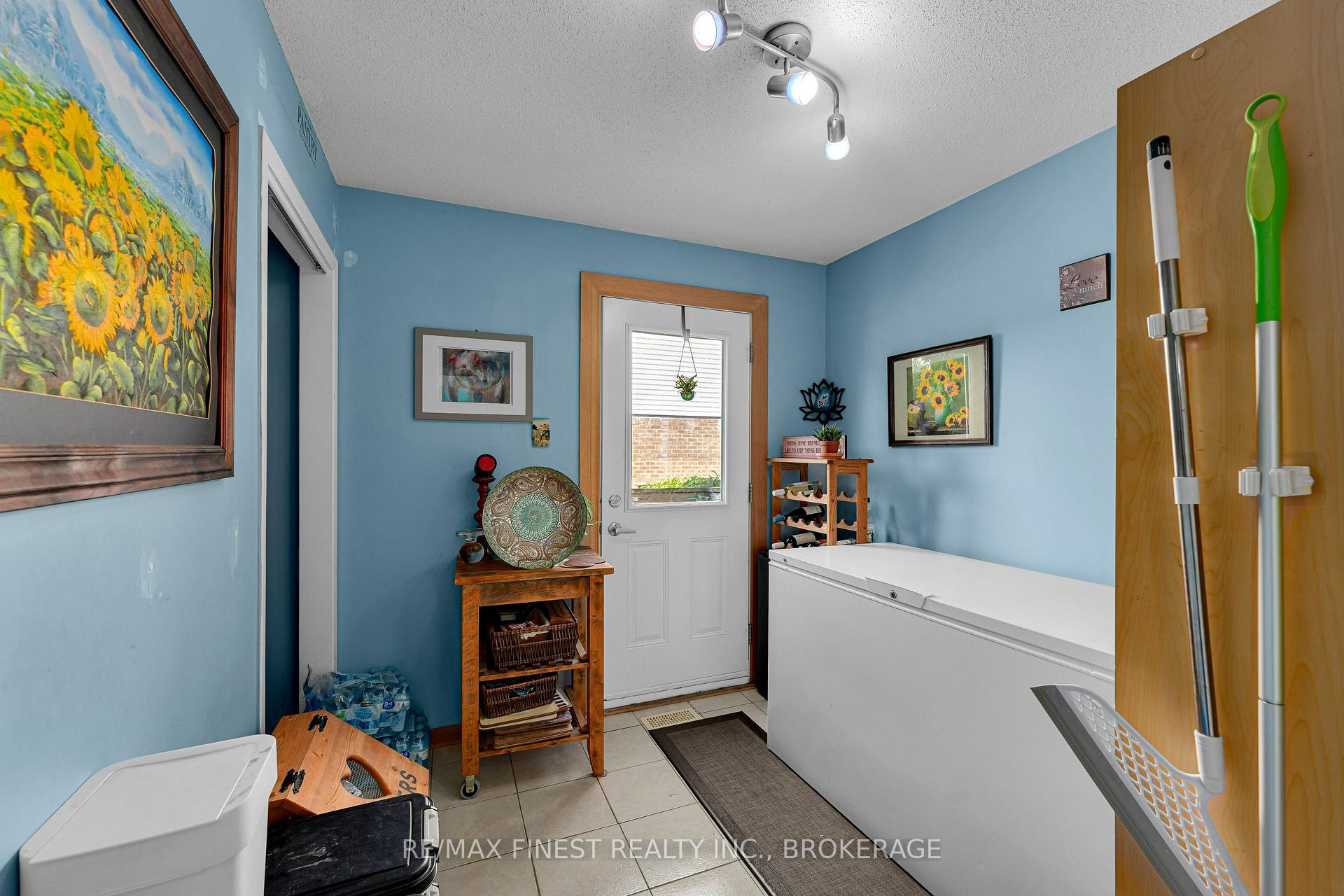 Photo 18 of 42 Barker Drive, Kingston, Kingston East (Incl Barret Crt) — HOMEH
