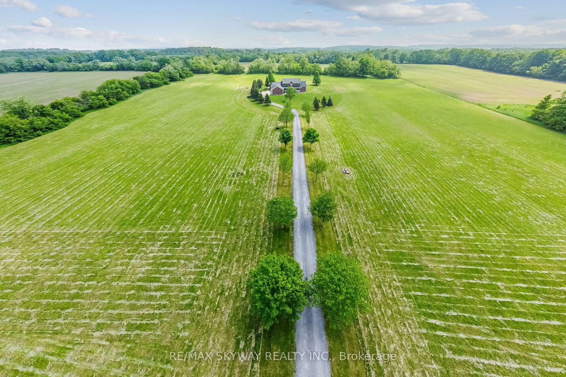 Photo 4 of 873273 Fifth Line, Mono, Rural Mono — HOMEH