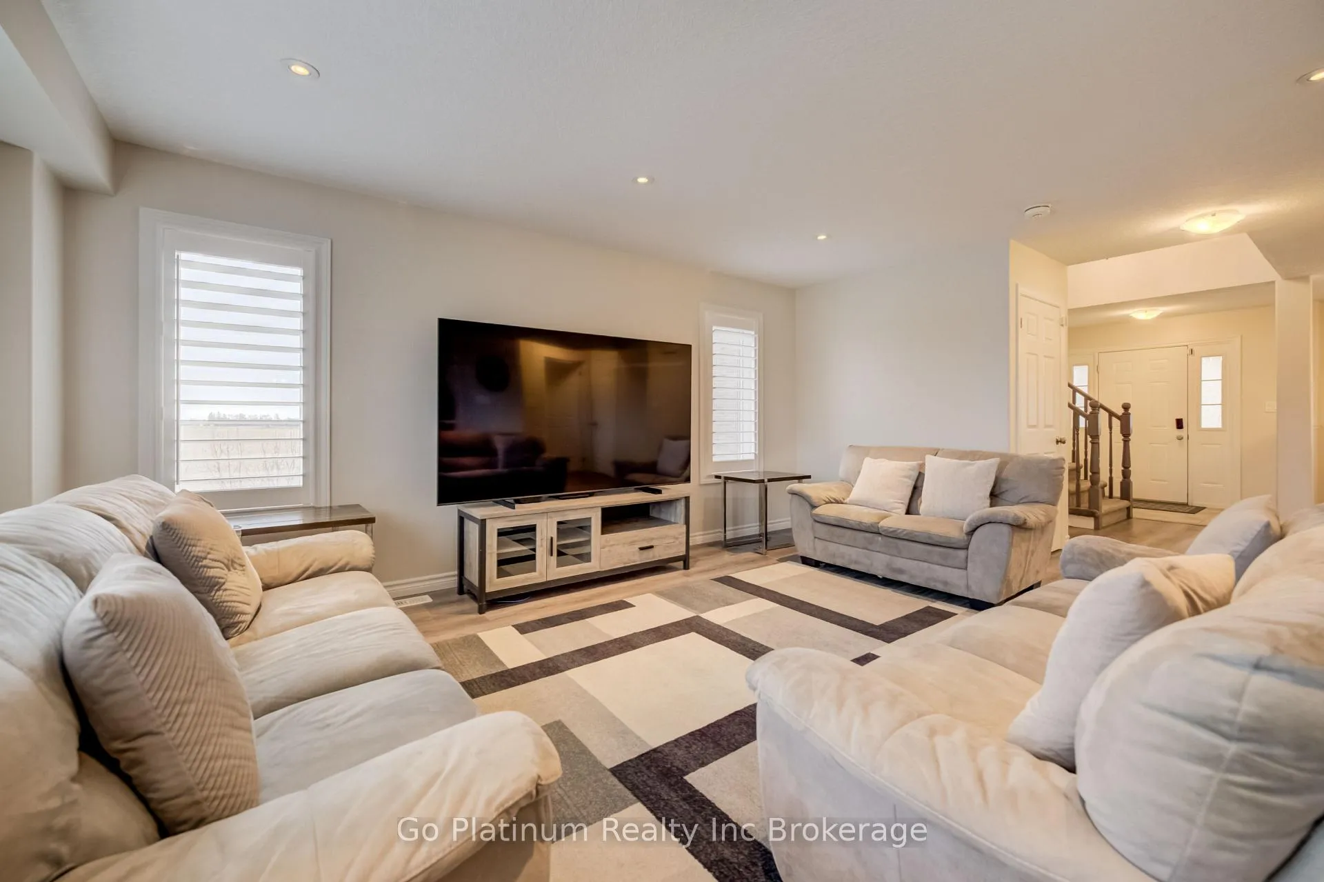 Photo 16 of 307 Poldon Drive, Norwich, Norwich Town — HOMEH