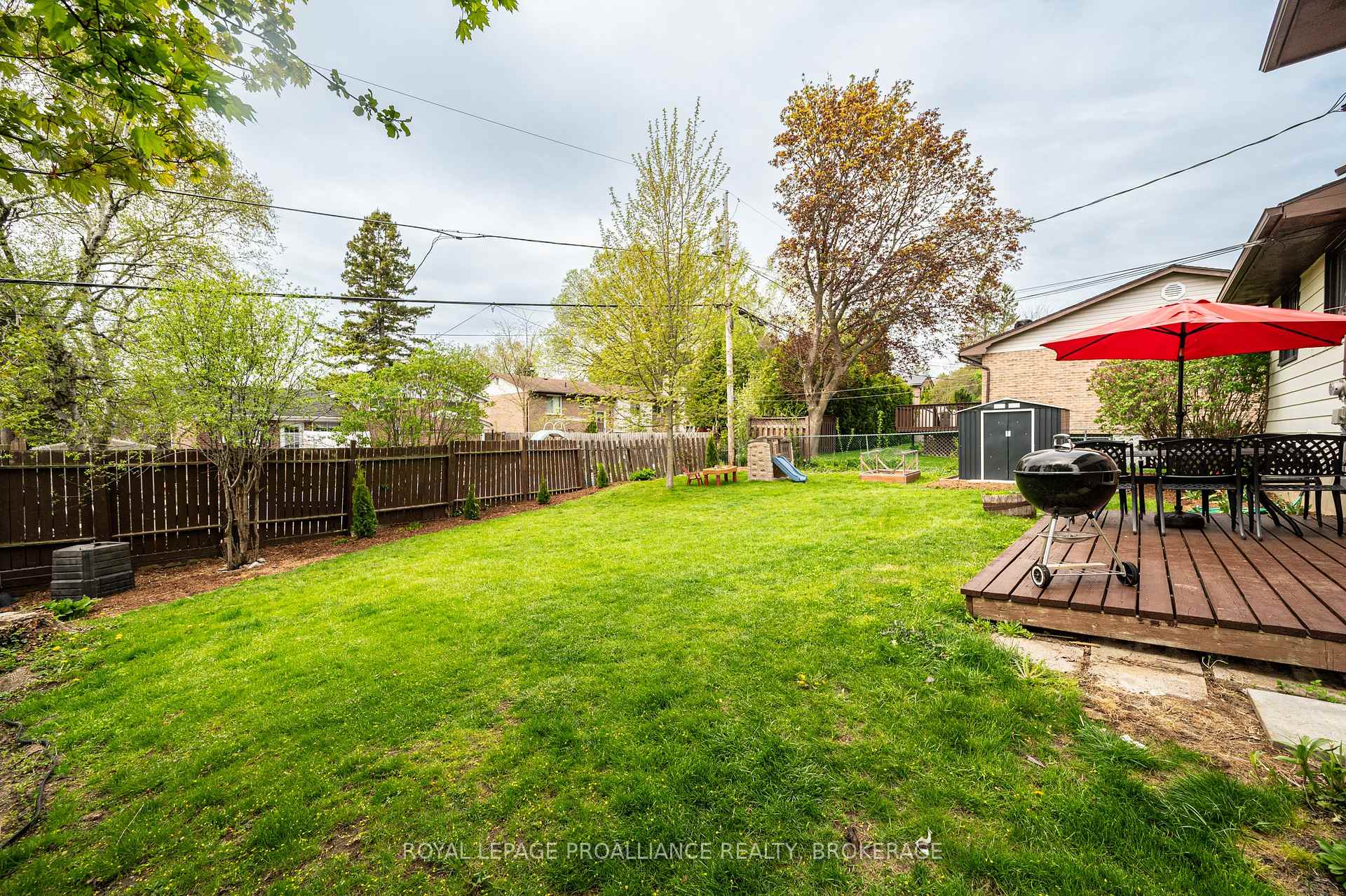 Photo 5 of 867 Berwick Place, Kingston, South of Taylor-Kidd Blvd — HOMEH