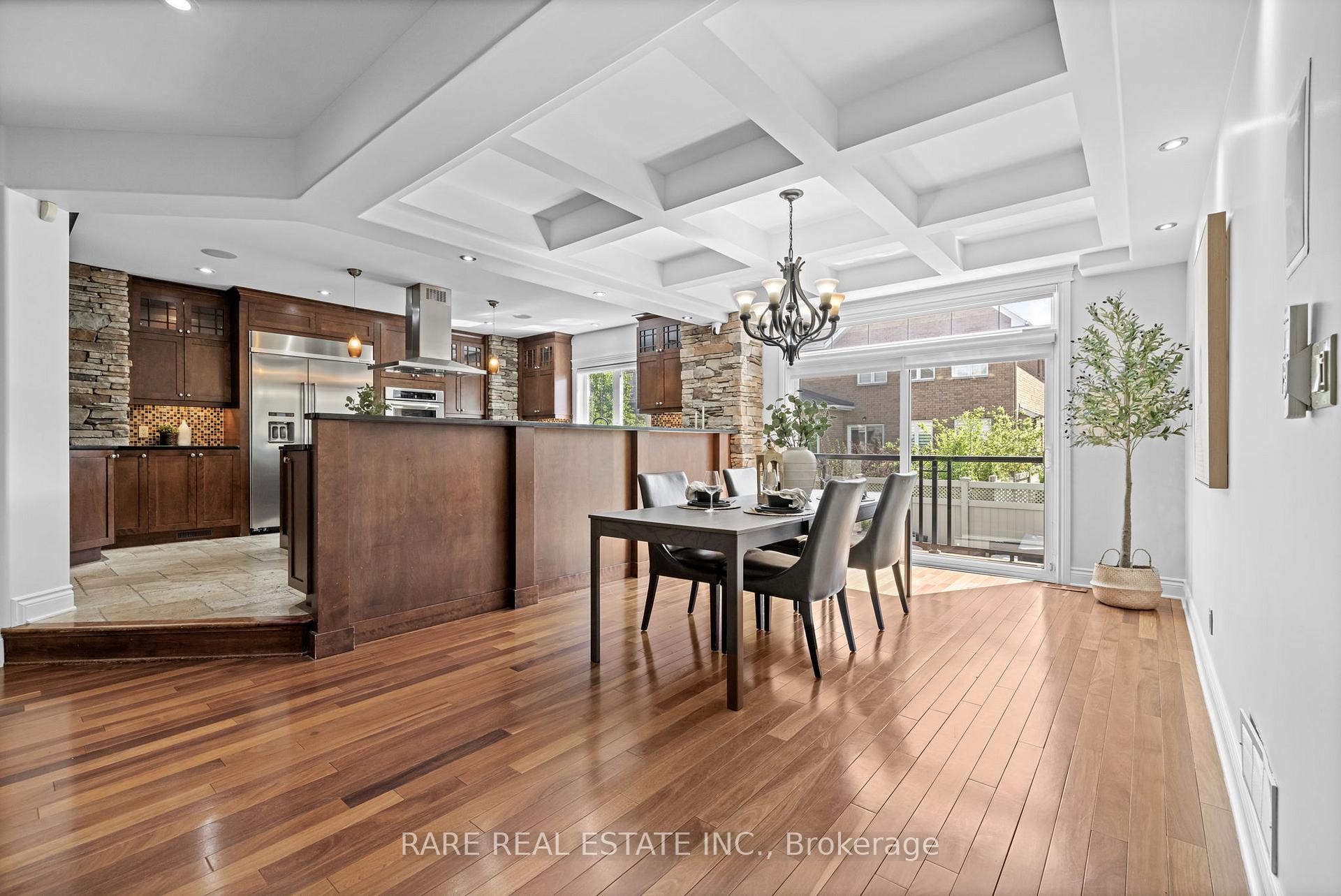 Photo 17 of 518 Kochar Drive, Ottawa, Mooneys Bay — HOMEH
