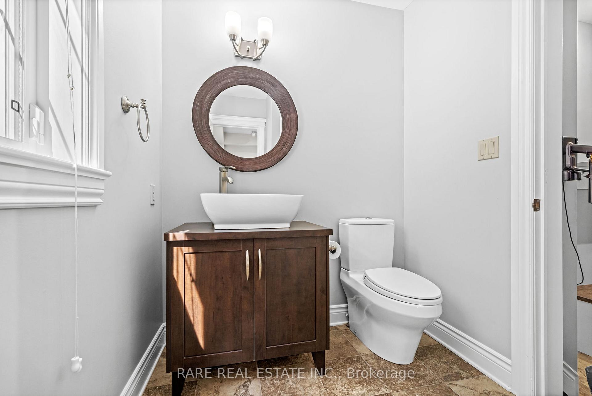Photo 20 of 518 Kochar Drive, Ottawa, Mooneys Bay — HOMEH