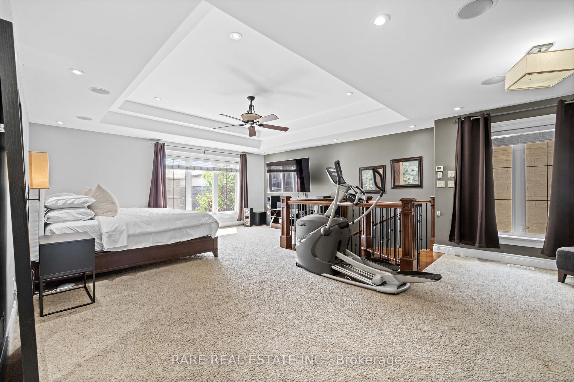 Photo 23 of 518 Kochar Drive, Ottawa, Mooneys Bay — HOMEH