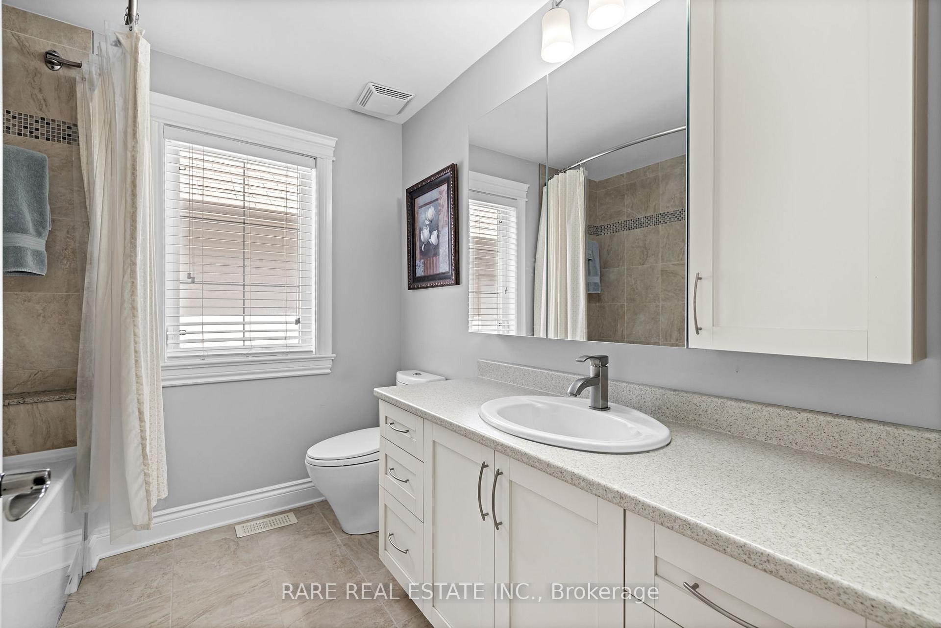 Photo 35 of 518 Kochar Drive, Ottawa, Mooneys Bay — HOMEH
