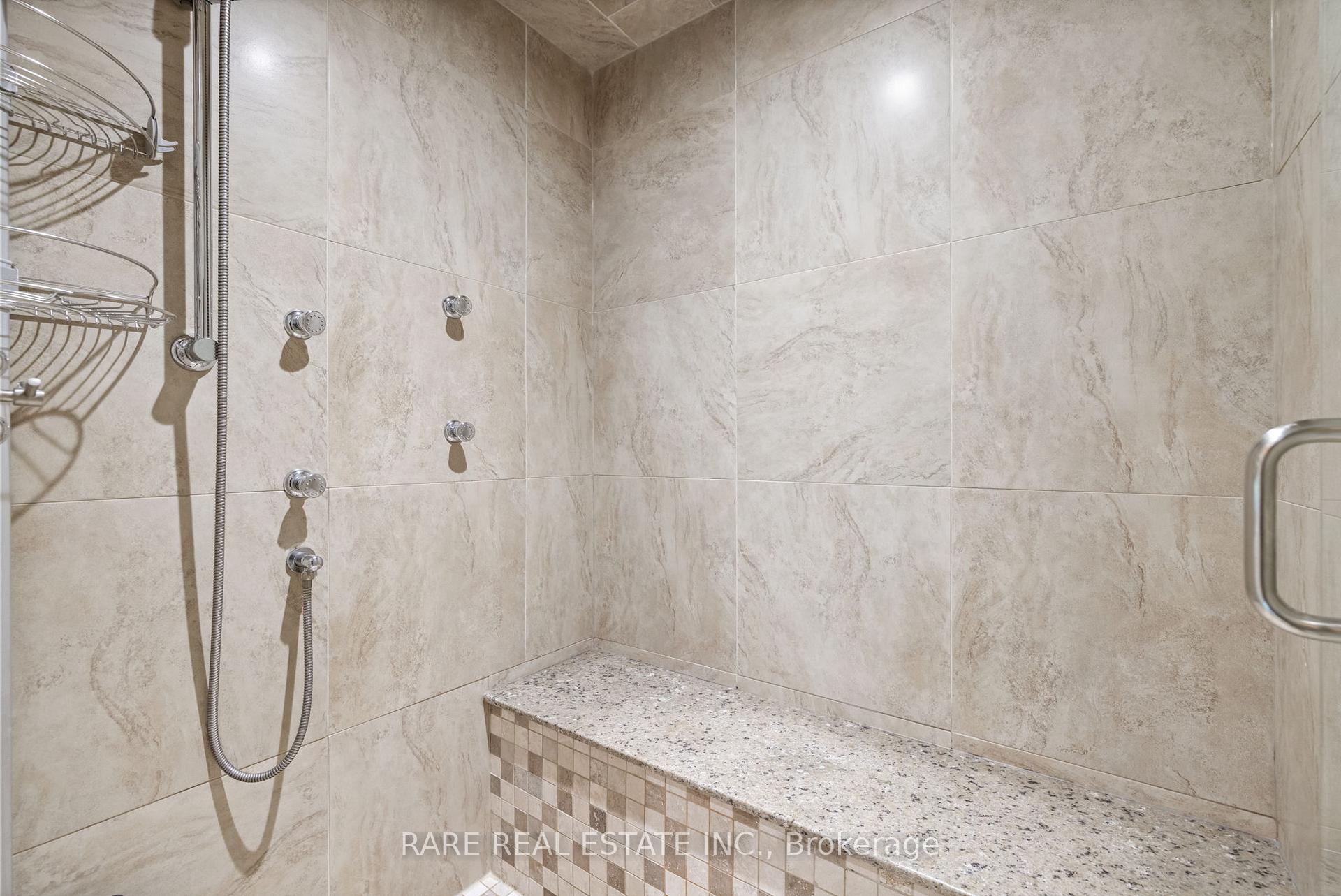 Photo 44 of 518 Kochar Drive, Ottawa, Mooneys Bay — HOMEH