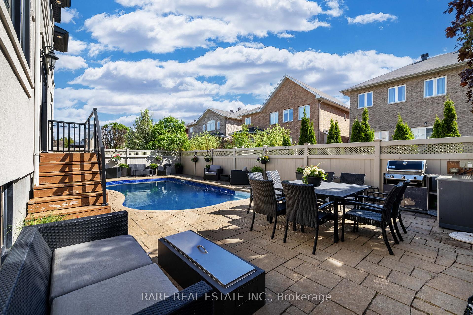 Photo 46 of 518 Kochar Drive, Ottawa, Mooneys Bay — HOMEH