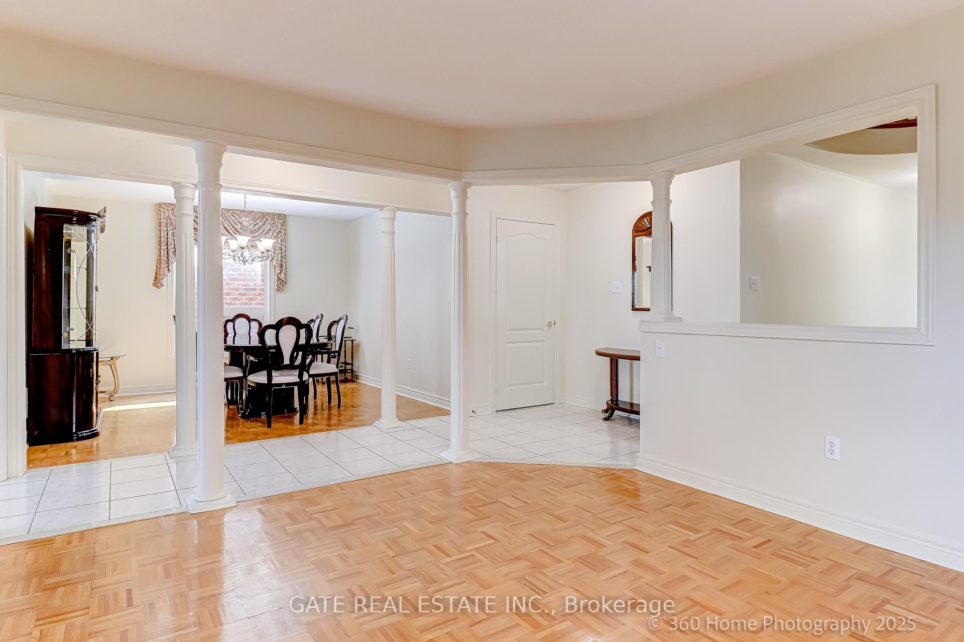 Photo 7 of 56 Brookhaven Crescent, Markham, Berczy — HOMEH