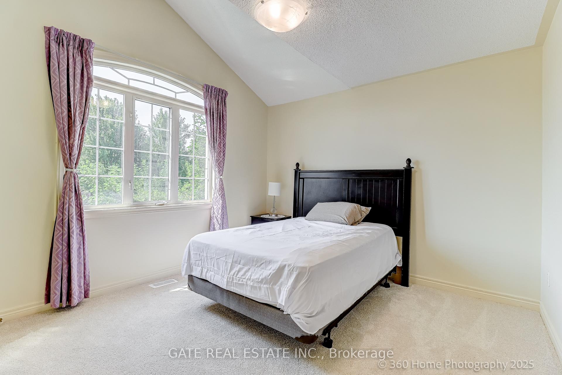 Photo 25 of 56 Brookhaven Crescent, Markham, Berczy — HOMEH