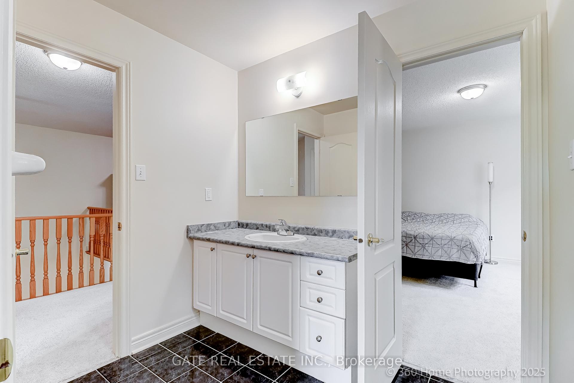 Photo 30 of 56 Brookhaven Crescent, Markham, Berczy — HOMEH