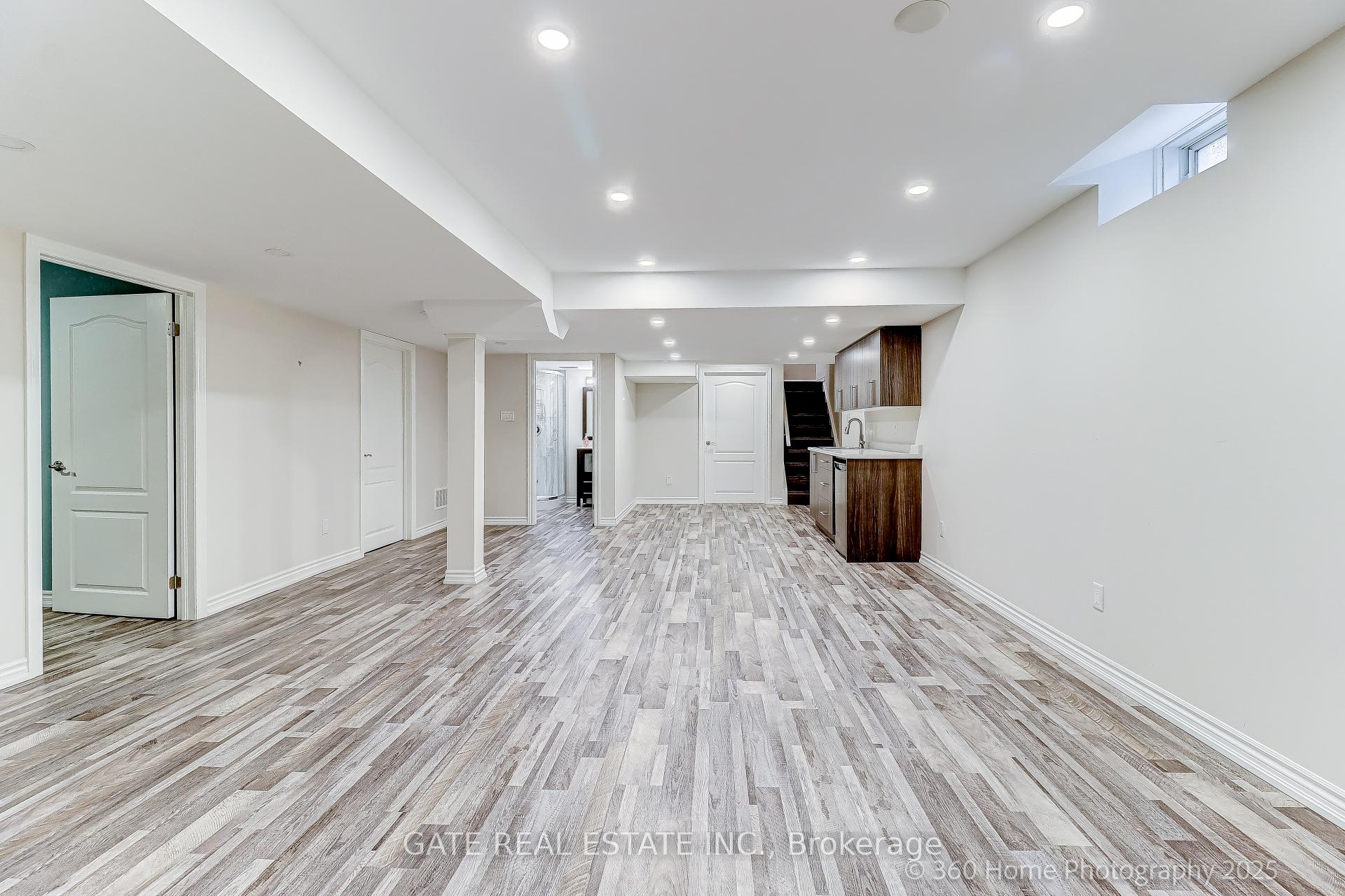 Photo 33 of 56 Brookhaven Crescent, Markham, Berczy — HOMEH