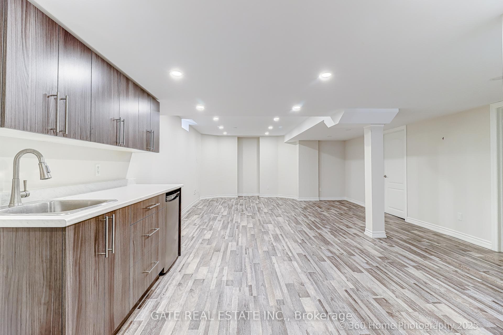 Photo 34 of 56 Brookhaven Crescent, Markham, Berczy — HOMEH