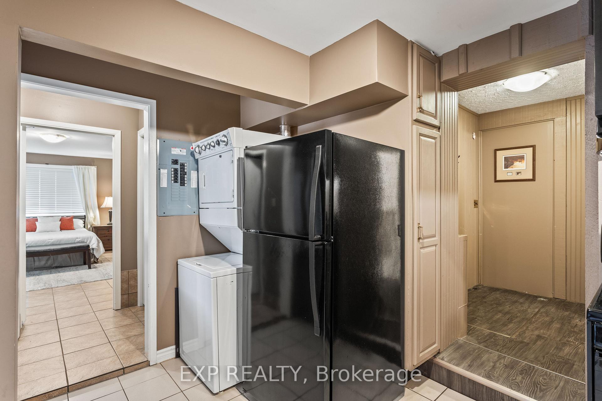 Photo 10 of Unit B, 11358 Longwoods Road, Middlesex Centre, Delaware Town — HOMEH