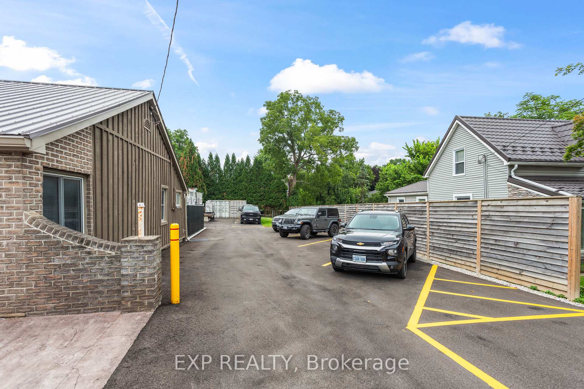 Photo 15 of Unit B, 11358 Longwoods Road, Middlesex Centre, Delaware Town — HOMEH