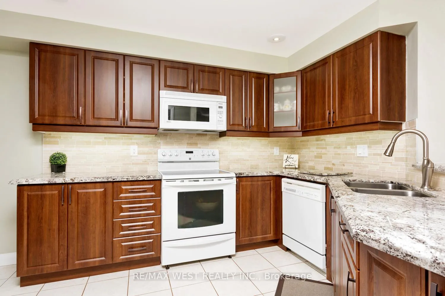 Photo 12 of 66 Manley Lane, Milton, Dempsey — HOMEH