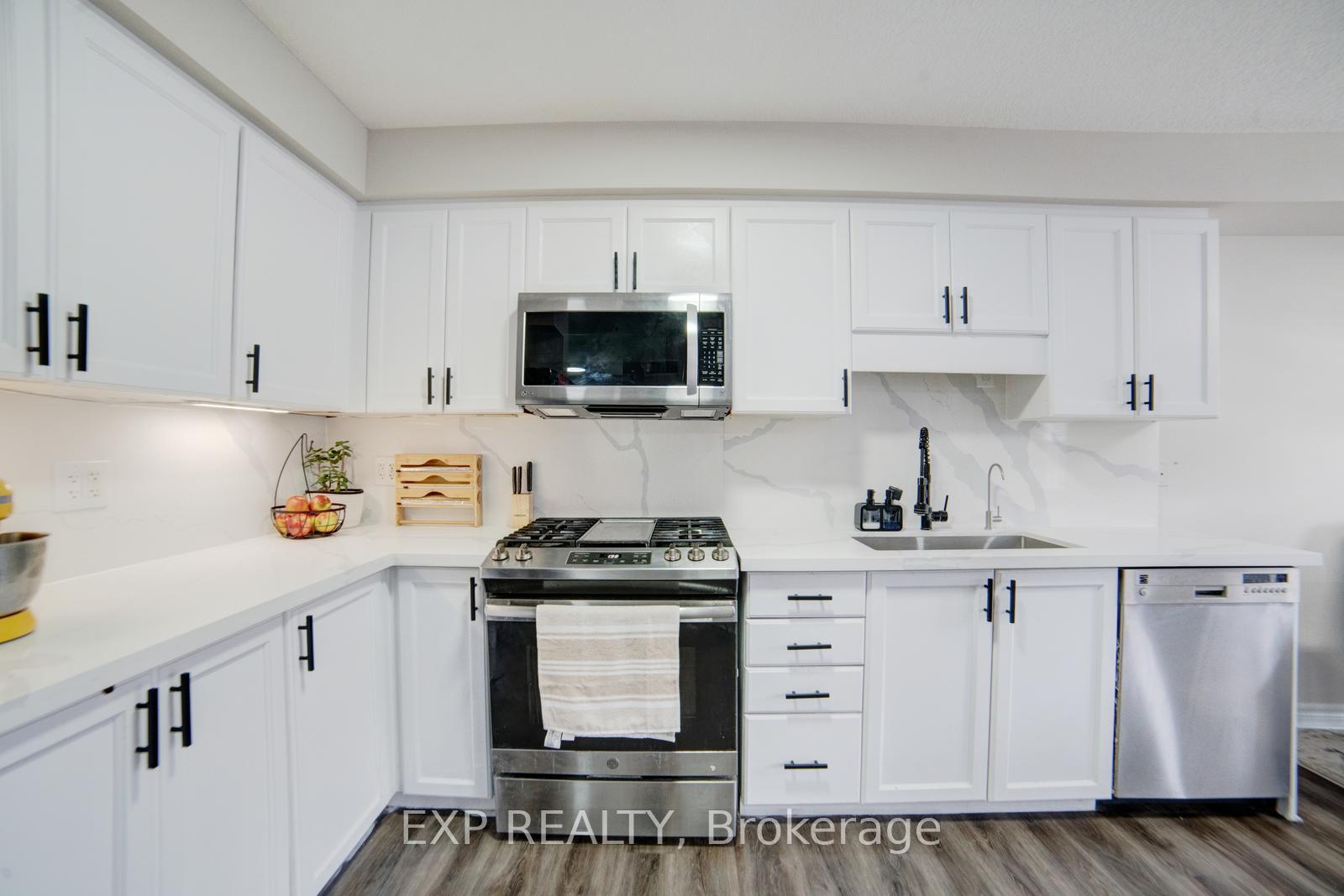 Photo 9 of 56 Verona Street, Kitchener — HOMEH